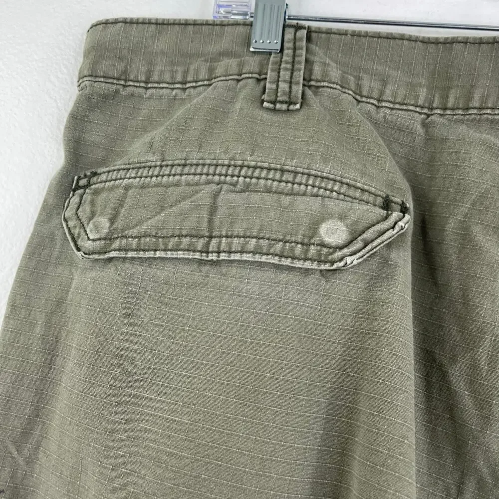 Carhartt Relaxed Fit Green Men's Cargo Work Shorts Ripstop Fabric Size 40
